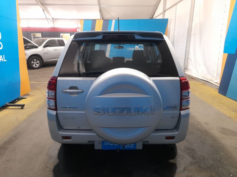 Suzuki Grand nomade 2.4 Glx Nav 2wd Mt 5p 2019 Usado  Usado en Webautos.cl