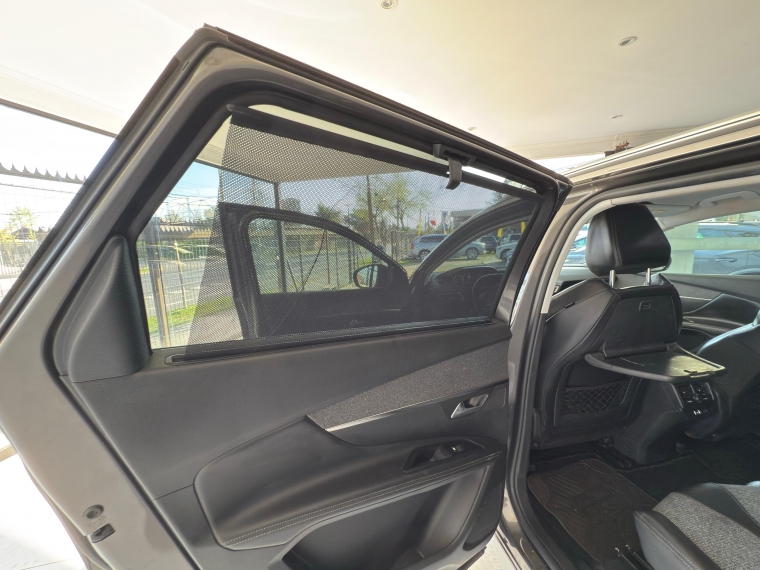 Peugeot 5008 Allure 1.6 Aut 2018 Usado en Automotriz Olea Flaño