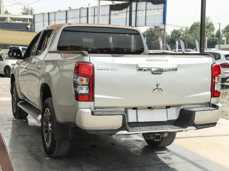 Mitsubishi L200 New L-200 Dakar 2.4 Crs  At 4x4 Td E5 2022  Usado en Guillermo Morales Usados