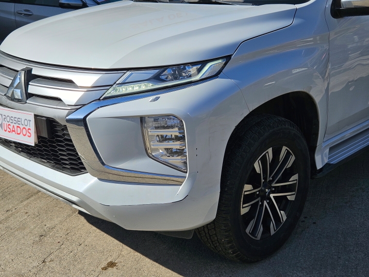 Mitsubishi Montero sport Montero Sport 3.0 Aut 2024 Usado en Rosselot Usados