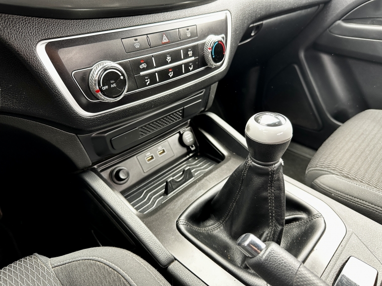 Ssangyong Grand musso Musso Grand 2.2 2024 Usado en Rosselot Usados