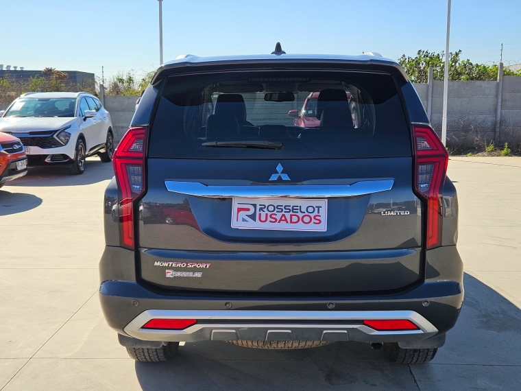 Mitsubishi Montero sport Montero Sport 4x4 2.4 Aut 2022 Usado en Rosselot Usados
