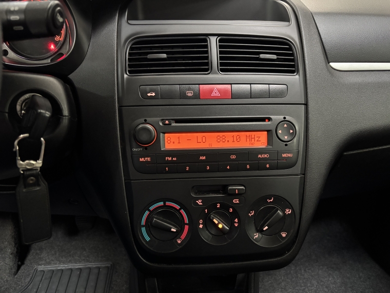 Fiat Linea Elx 1.4l 5mt Ac 2014  Usado en Grass & Arueste