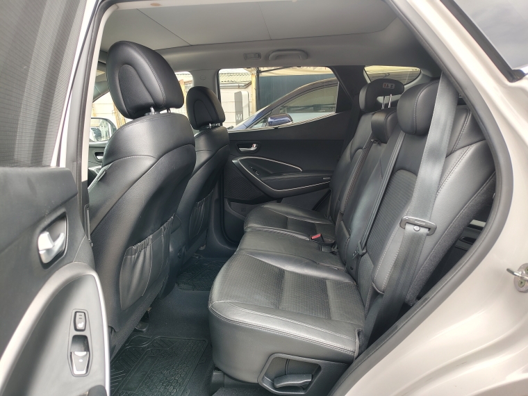 Hyundai Santa fe Santa Fe Gls Full 4wd 3.3 At 2014 Usado en Rosselot Usados