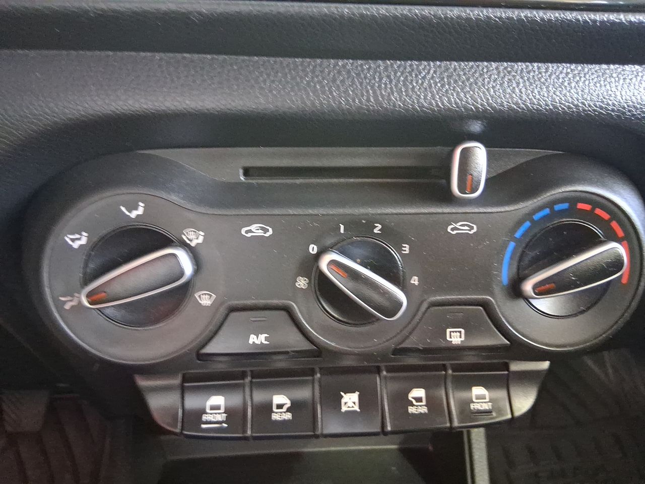 Kia Soluto Soluto 1.4 2022 Usado  Usado en Webautos.cl