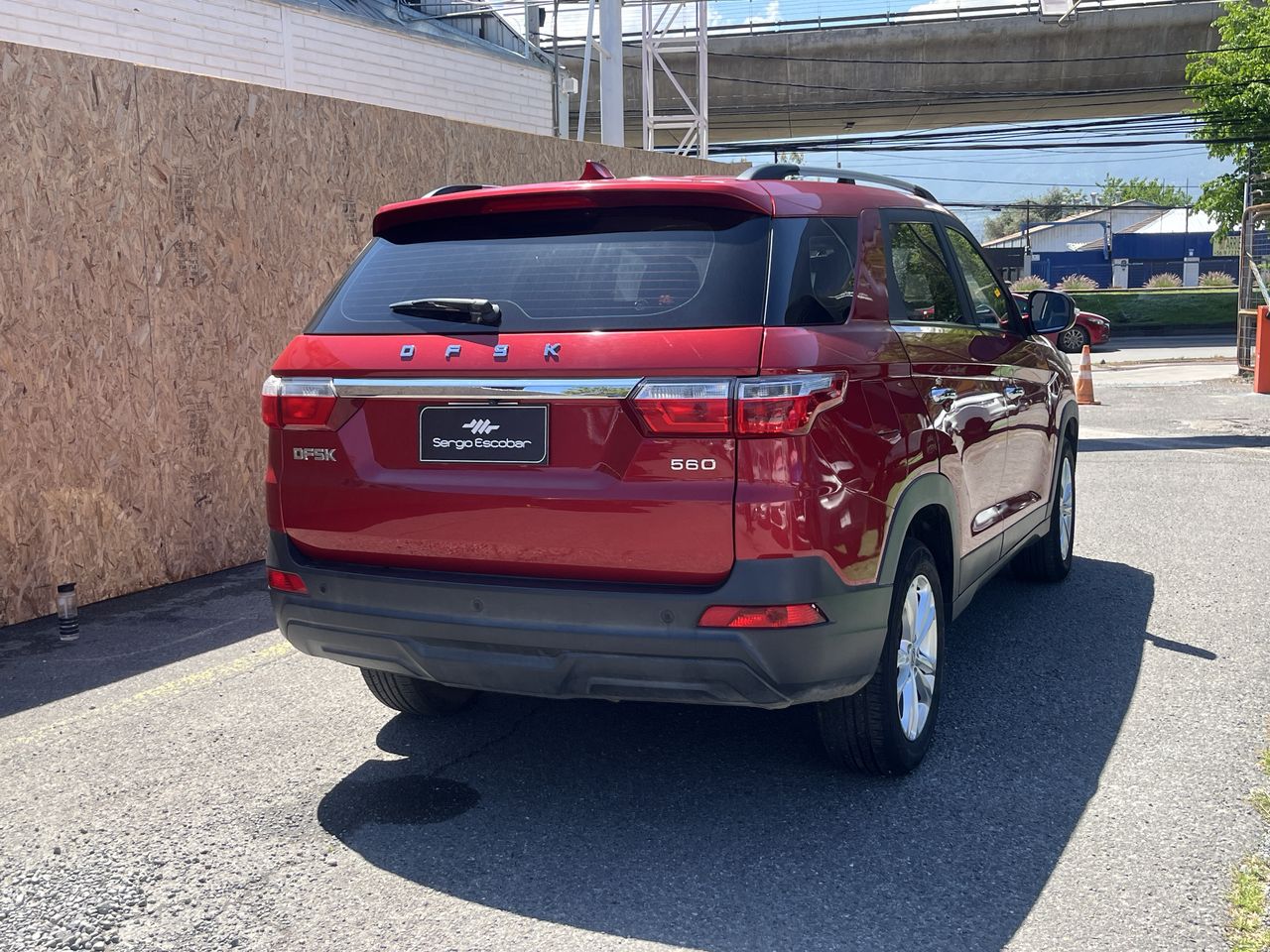 Dfsk 560 Suv 560 4x2 1.8 2024 Usado en Usados de Primera - Sergio Escobar