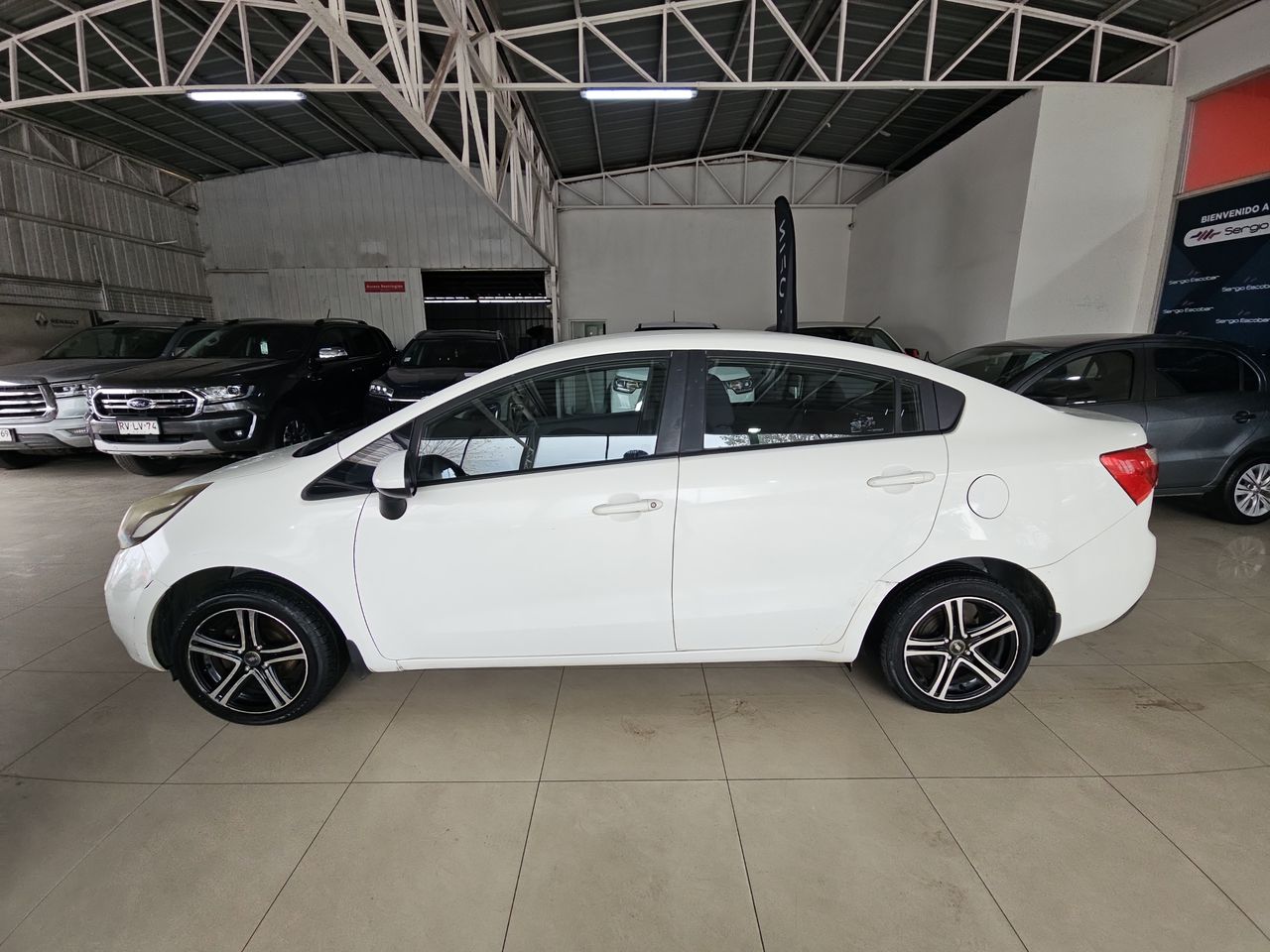 Kia Rio 4 Rio 4 Ex 1.4 2015 Usado en Usados de Primera - Sergio Escobar