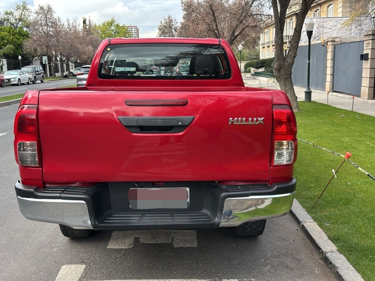 TOYOTA HILUX  Dcab DX 4x2 2.4cc - imagen 9