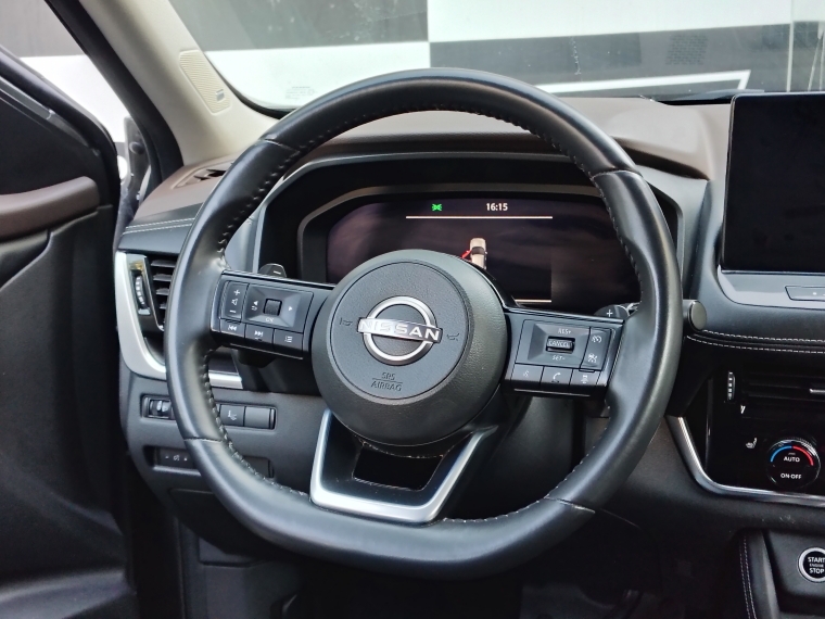 Nissan X-trail 2.5  Exclusive  At  4x4 2023 Usado  Usado en Kovacs Usados