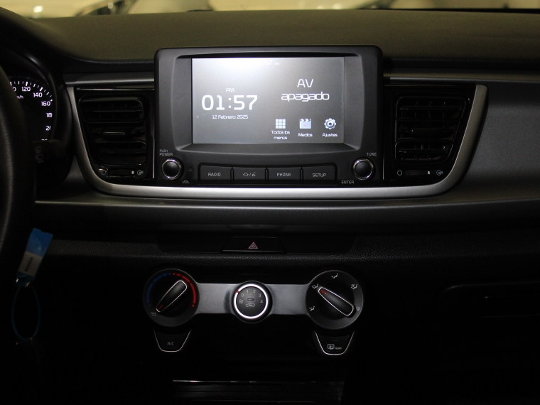 Kia Rio 5 Rio 5 C Ex 1.4l 6mt Ac Ci - 2078 2021 Usado en Rosselot Usados