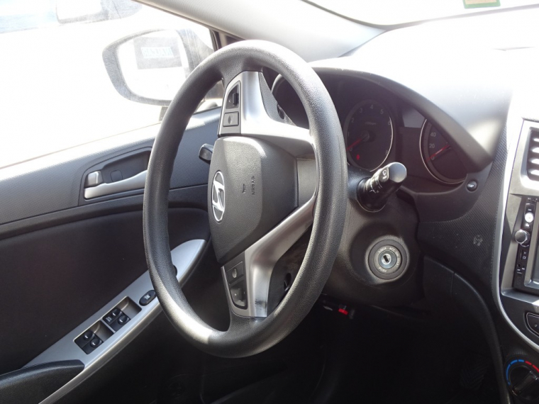 Hyundai Accent Mt 2017 Usado  Usado en Webautos.cl