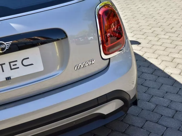 Mini Cooper 1.5 Essential Countryman At 2024 Usado  Usado en BMW Premium Selection