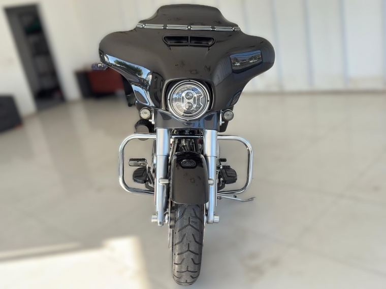 Harley-davidson Flhxse cvo street glide 1923 Cc 2021 Usado en Automotriz Olea Flaño