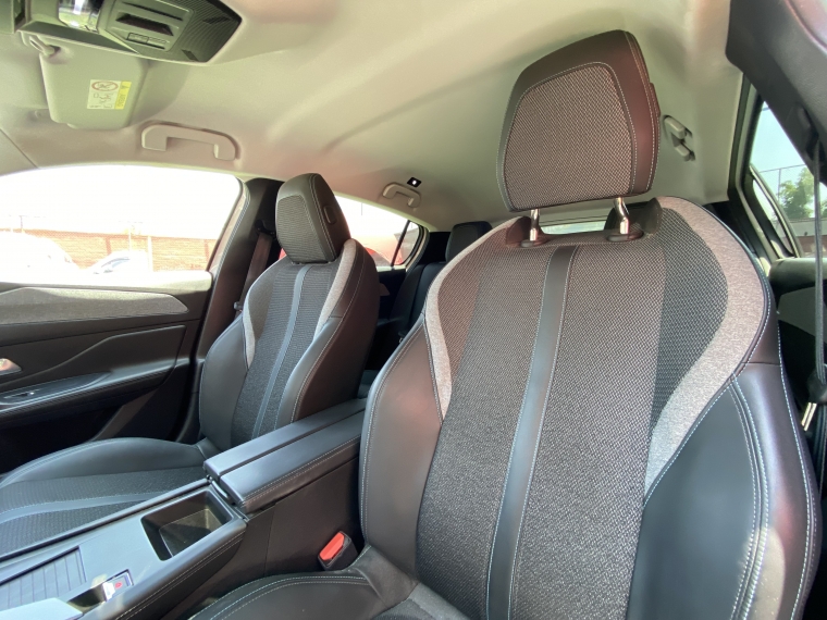 Peugeot 308 308 Bluehdi 1.5 Aut 2023 Usado en Rosselot Usados