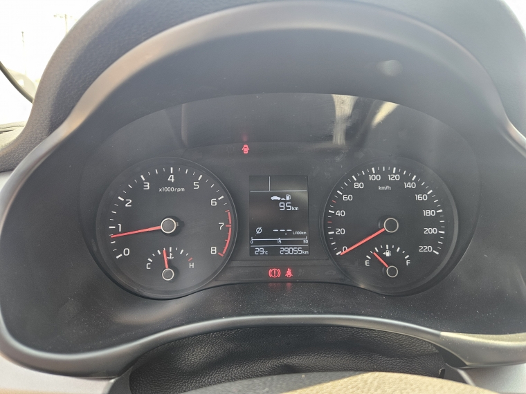 Kia Rio 5 Ex Full Mt 1.4  4x2 2022 Usado  Usado en Kovacs Usados