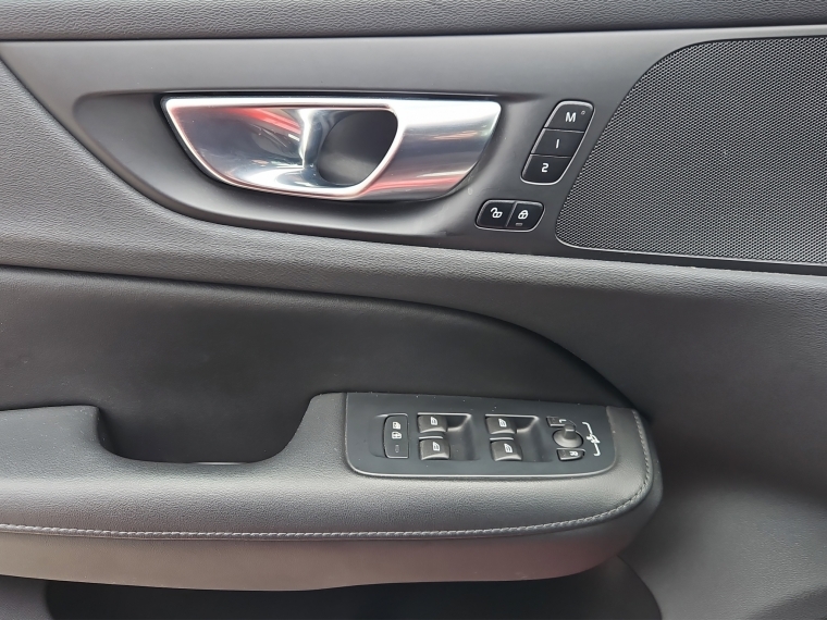 Volvo S60 B4 2023 Usado Usado en BMW Premium Selection Volvo S60 B4 2023 Usado Usado en BMW Premium Selection