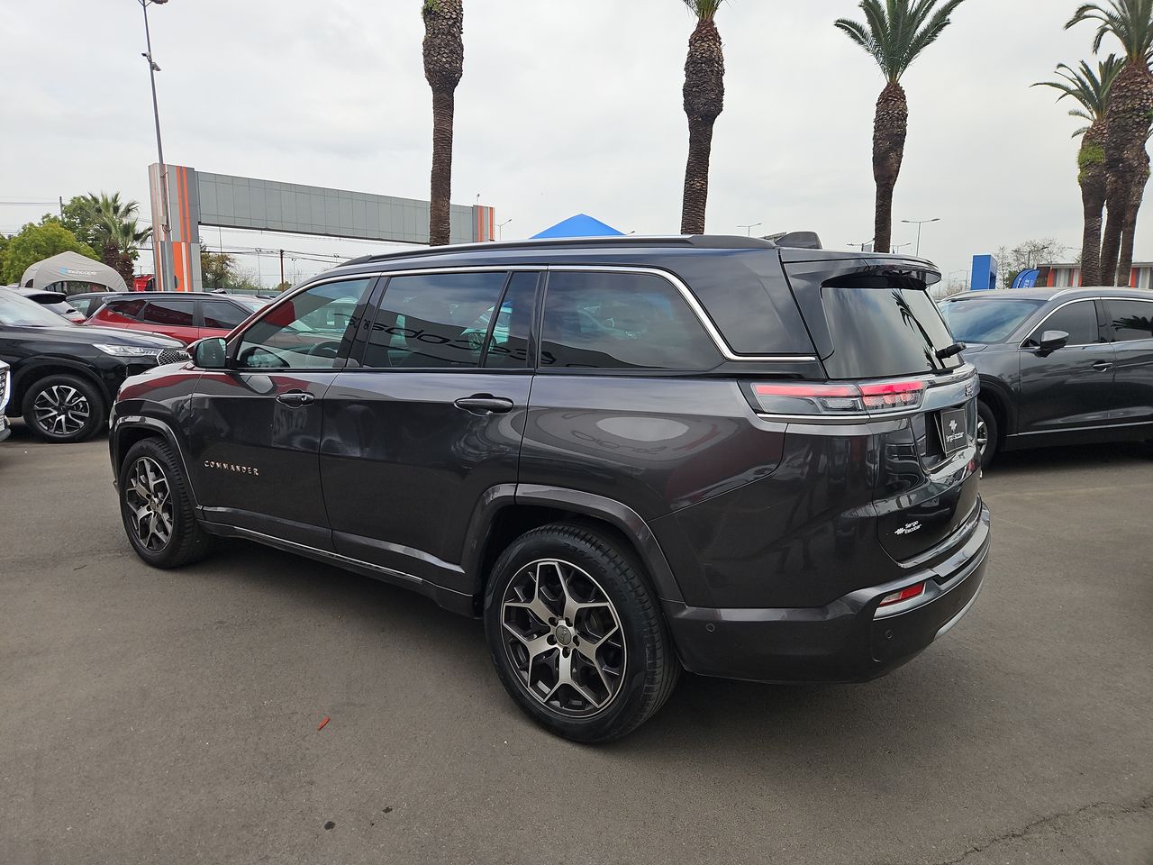 Jeep Commander Commander Overland 1.3 Aut 2023 Usado en Usados de Primera - Sergio Escobar