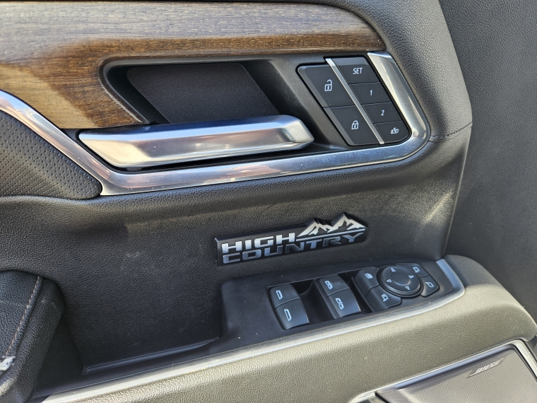 Chevrolet Silverado 3.0 Td High Country At 4x4 Diesel 2023 Usado  Usado en Kovacs Usados