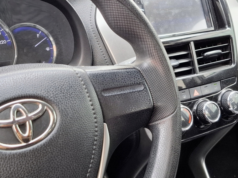 Toyota Yaris sedan Yaris Sedan Otto 1.5 2018 Usado en Rosselot Usados