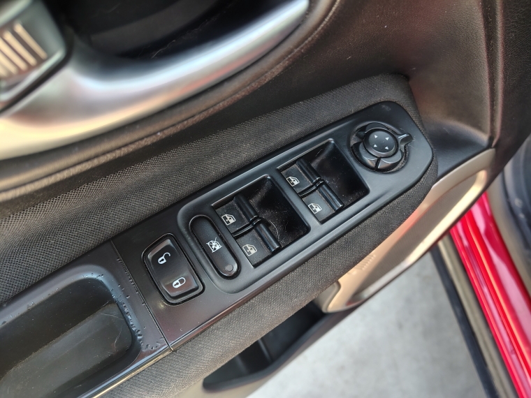 Jeep Renegade Renegade Sport Lx 4x2 Mt 1.8 2016 Usado en Rosselot Usados