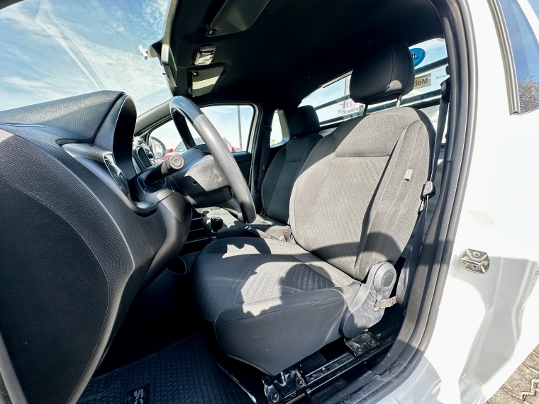 Ram 700 700 Slt Cs 1.4 2023 Usado  Usado en Webautos.cl