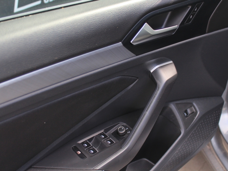 Volkswagen Jetta 1.4 Comfortline At 2024 Usado  Usado en Kovacs Usados