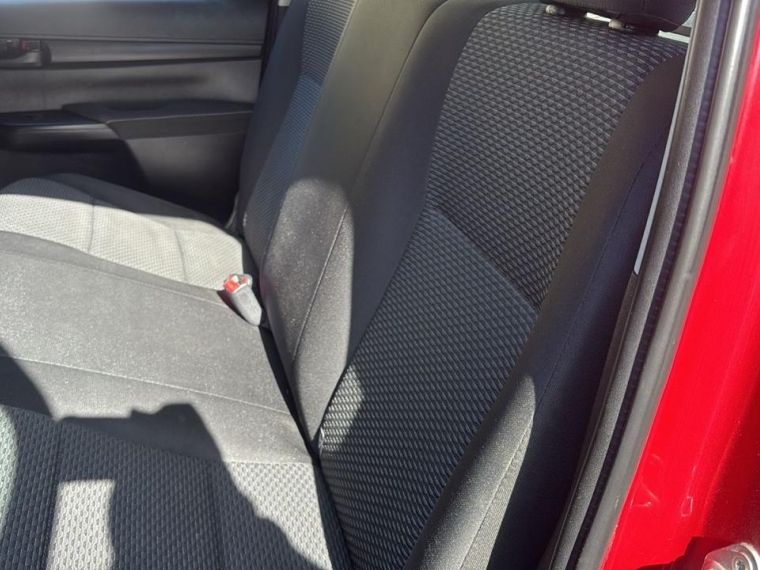 Toyota Hilux Dx 4x4 2.4 2025  Usado en GT Autos