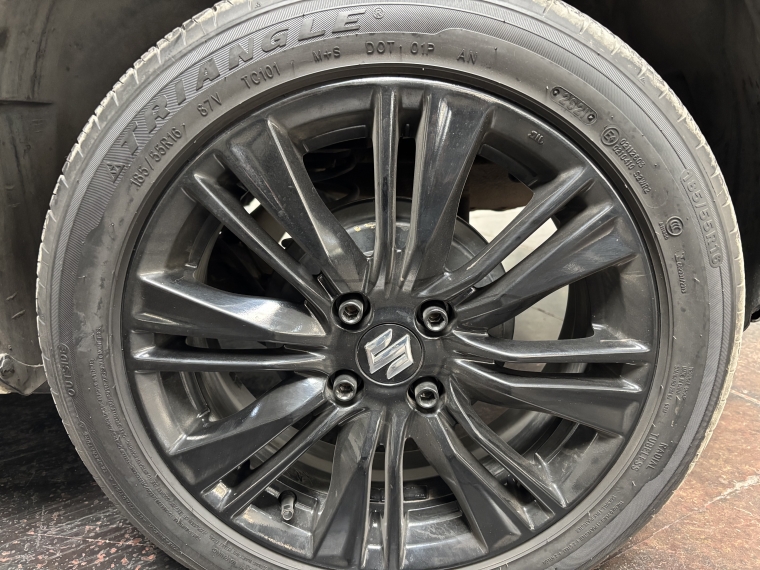 Suzuki Swift Gl 1.2l 5mt Ac 2018  Usado en Grass & Arueste