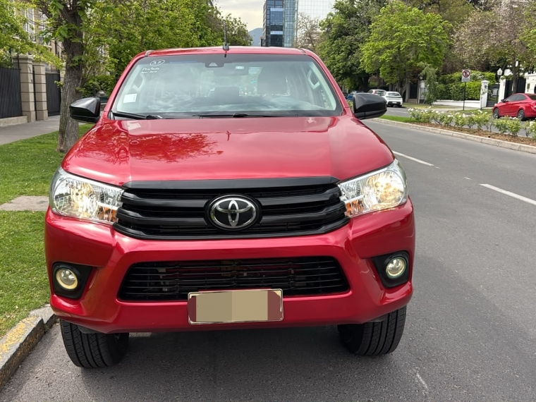 TOYOTA HILUX  Dcab DX 4x2 2.4cc - imagen 2