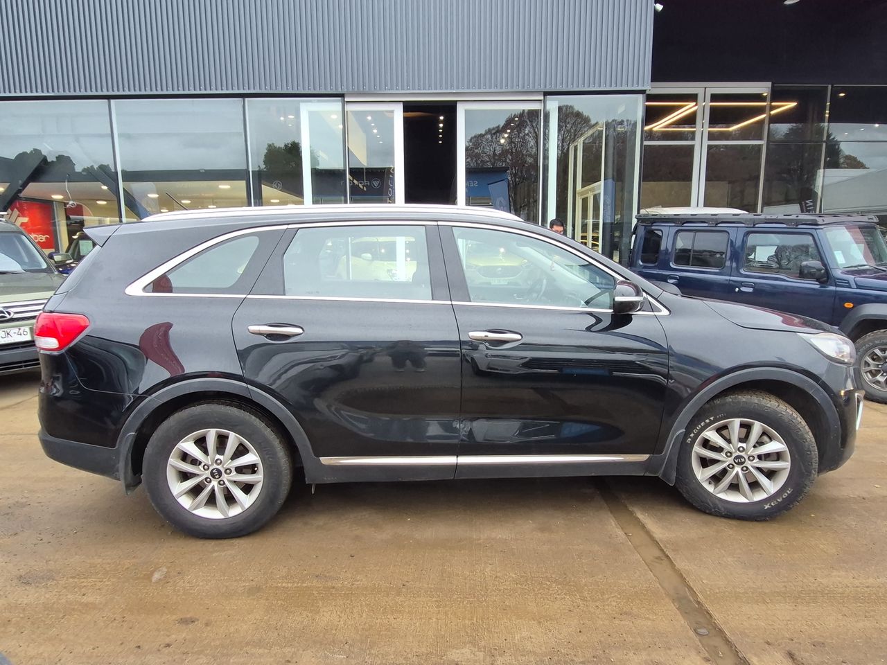 Kia Sorento Sorento Ex 2.4 Aut 2017 Usado en Usados de Primera - Sergio Escobar