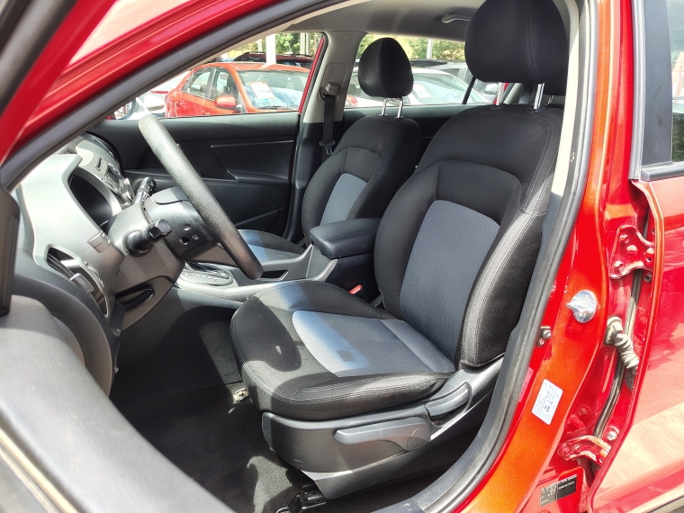 Kia Sportage Sportage Lx 2.0 Gsl 6at Ac 4x2 Euro V - 1550 2015 Usado en Rosselot Usados