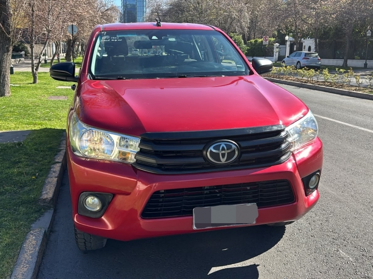 Toyota Hilux Dcab Dx 4X2 2.4Cc