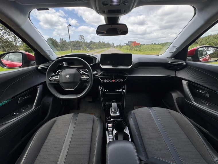 Peugeot 2008 130 Eat8 2021 Usado en G Autos Automotriz - G Autos