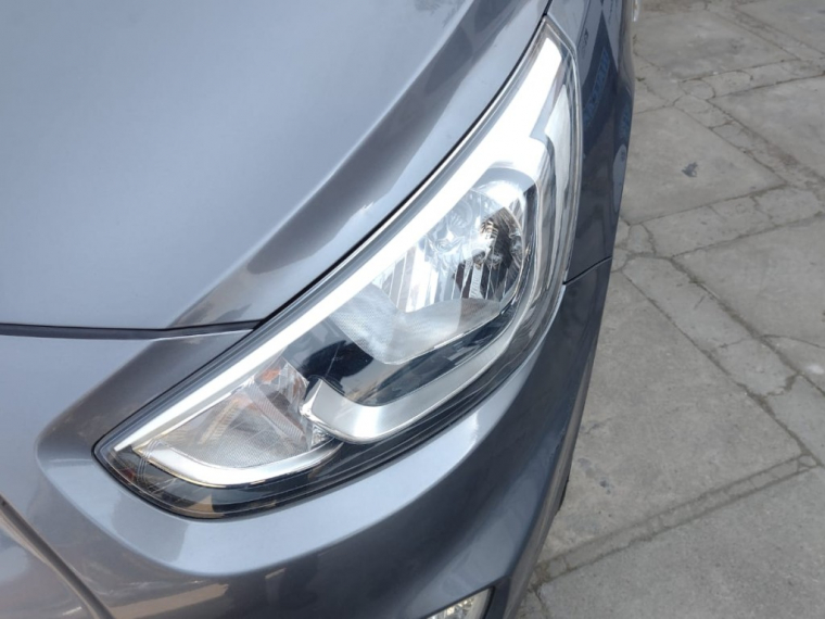 Hyundai Accent Mt 2017 Usado  Usado en Webautos.cl