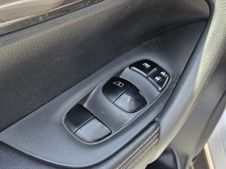 Nissan X-trail 2.5 Sense At 2022 Usado  Usado en Kovacs Usados