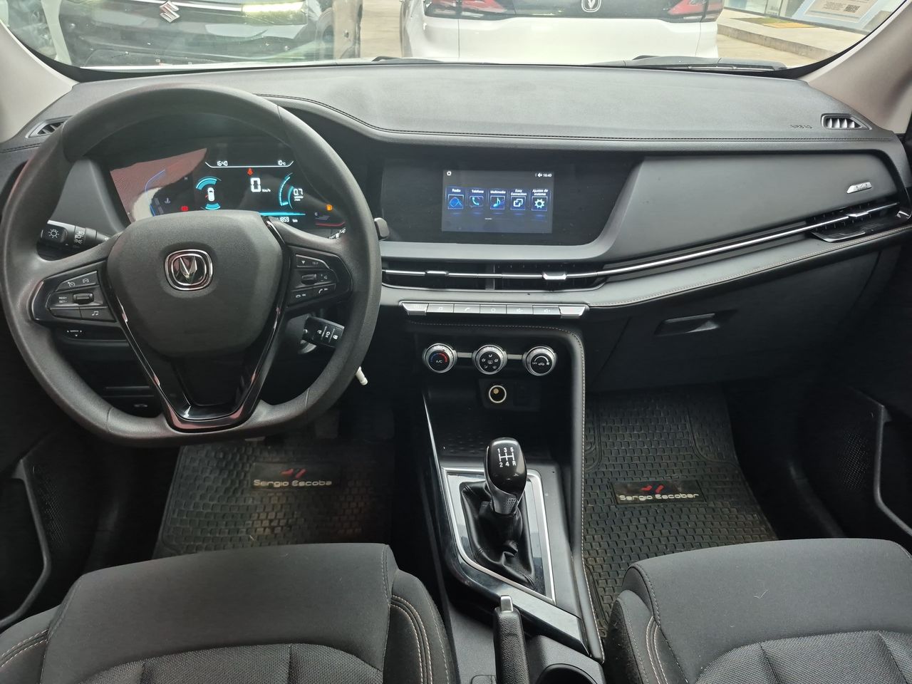 Changan Cs15 Cs15 Hb 4x2 1.5 2024 Usado en Usados de Primera - Sergio Escobar