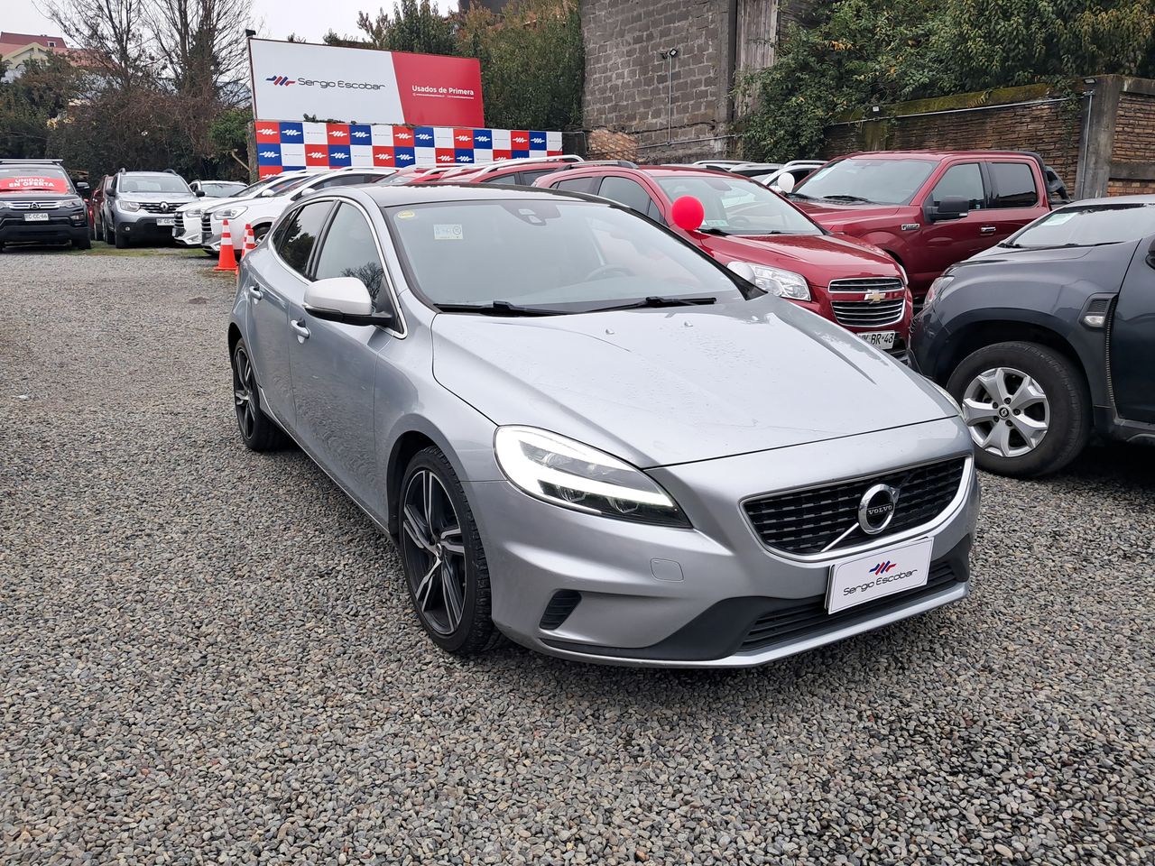 Volvo V40 V40 T4 2.0 Aut 2018 Usado en Usados de Primera - Sergio Escobar