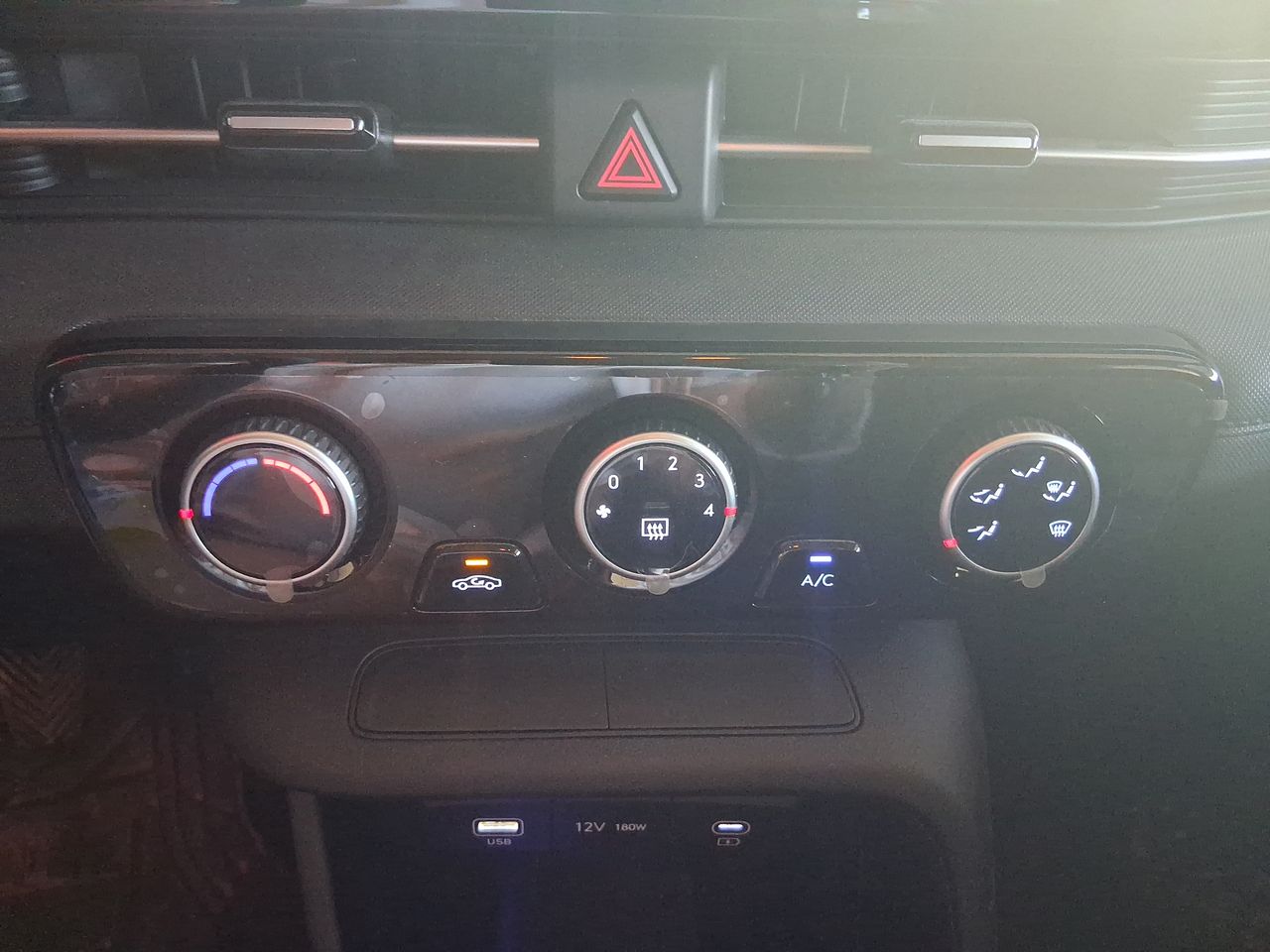 Hyundai Accent Accent Bn7i Mpi 1.5 2024 Usado en Usados de Primera - Sergio Escobar