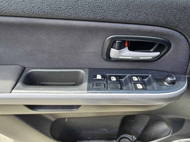 Suzuki Grand nomade Gran Nomade Glx 4x4 2.0 At 2017 Usado en Rosselot Usados