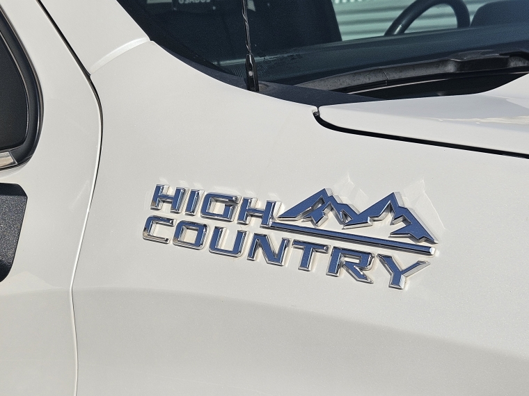 Chevrolet Silverado Td High Country At 4x4 2024 Usado  Usado en Kovacs Usados