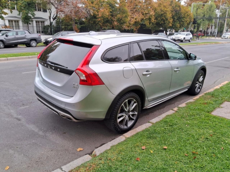 Volvo V60 T5 Awd 2018 Usado  Usado en Webautos.cl