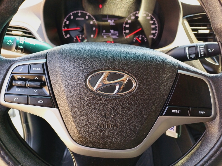 Hyundai Accent Accent 1.4 2021 Usado en Rosselot Usados