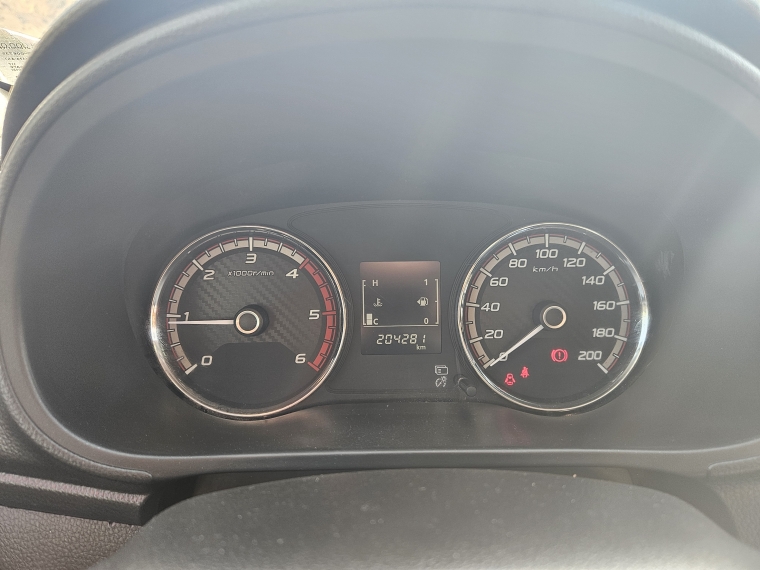 Mitsubishi L200 L200 D/c 2.4 Work Cr 4x2 Wf Doble Airbag Mn 2022 Usado en Rosselot Usados