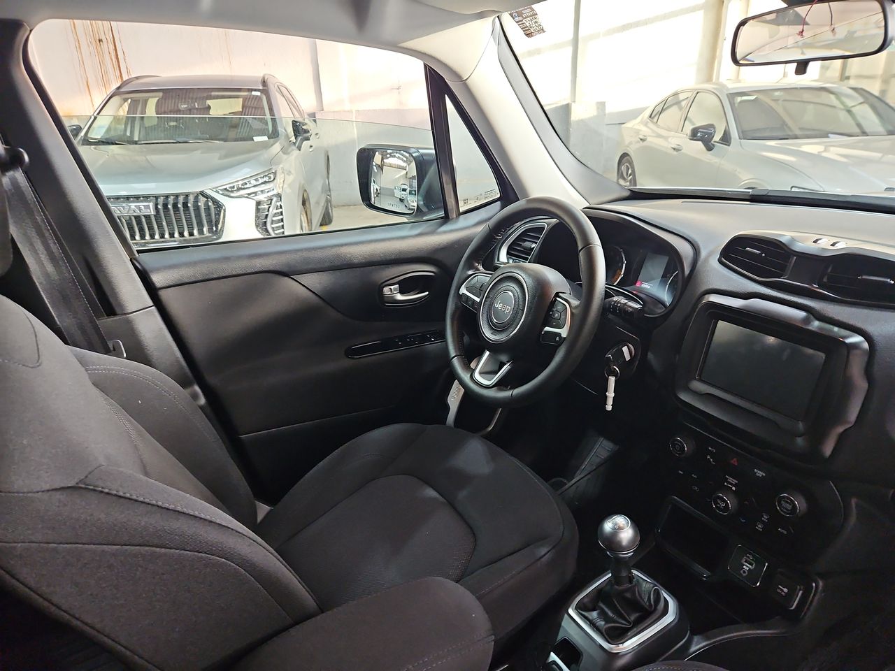 Jeep Renegade Renegade Sport 1.8 2023 Usado en Usados de Primera - Sergio Escobar