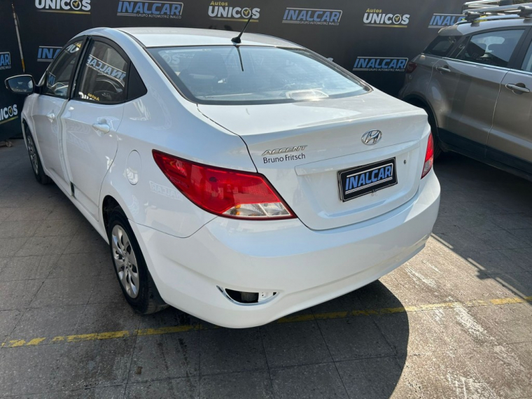 Hyundai Accent Rb Gl Aut 2017 Usado  Usado en Webautos.cl