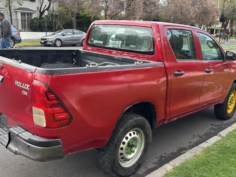 Toyota Hilux Dcab Dx 4X4 2.4Cc — foto 4 de 10