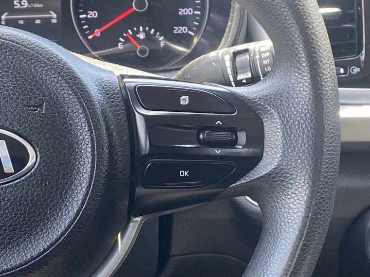 Kia Rio 4 6mt 1.4 2022 Usado  Usado en Kovacs Usados