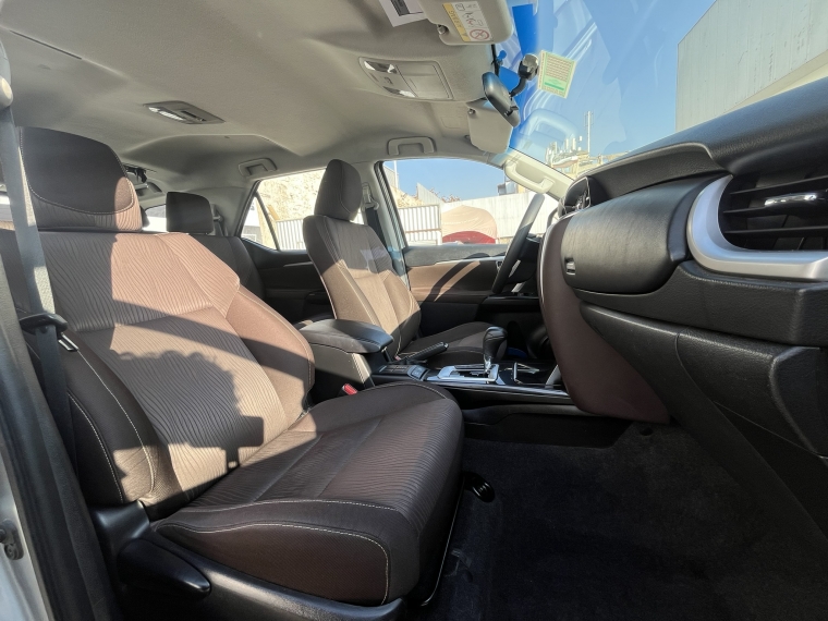 Toyota Fortuner Sr5 Lfc0 At 2018 Usado  Usado en Kovacs Usados