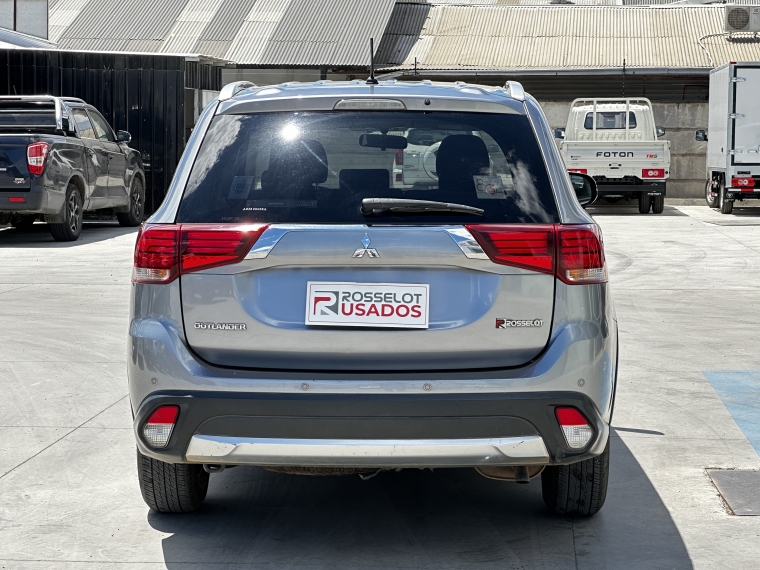 Mitsubishi Outlander Outlander 2.0 2016 Usado en Rosselot Usados