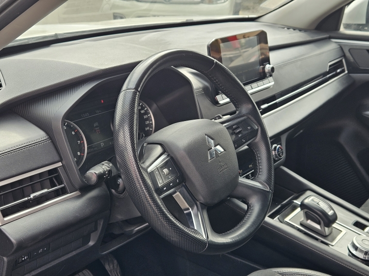Mitsubishi Outlander Outlander Glx 2.5 Aut 2023 Usado en Rosselot Usados